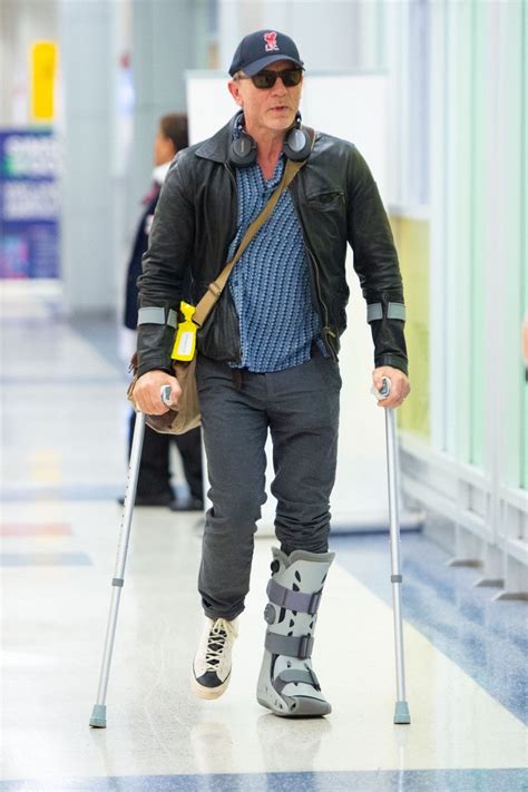 Daniel craig is an english actor known for playing secret agent james bond in five 007 movies. Daniel Craig on Crutches and Wearing a Boot in Airport ...