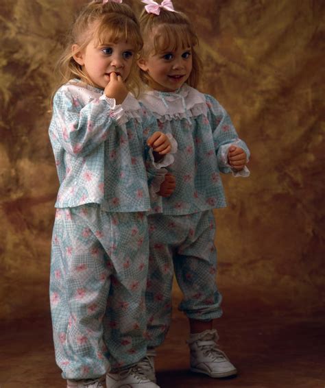 16 Archived Full House Photos Of The Tanner Sisters In All Their Cutesy Late 80s And Early