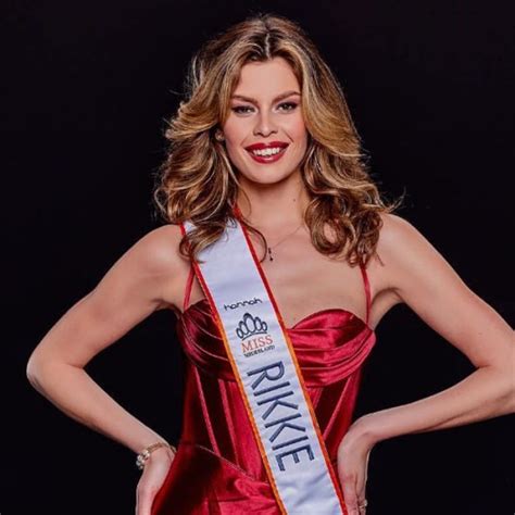 Rikkie Valerie Kolle Une Femme Transgenre Sacrée Miss Pays Bas 2023