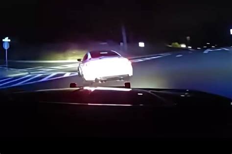 Watch Freaked Out Bmw M4 Driver Tries To Evade Police Carbuzz