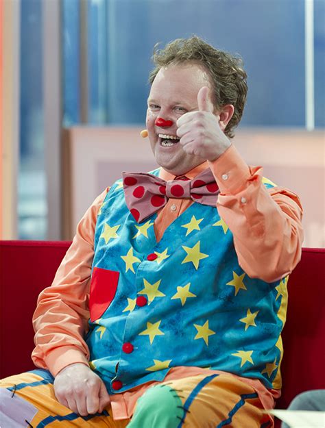 9 Reasons Why Cbeebies Mr Tumble Is A Total Sex God And Were Not Afraid To Admit It Goodto
