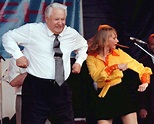 Enthüllungsbuch: Wie Jelzin betrunken vor dem Weißen Haus nach Pizza ...