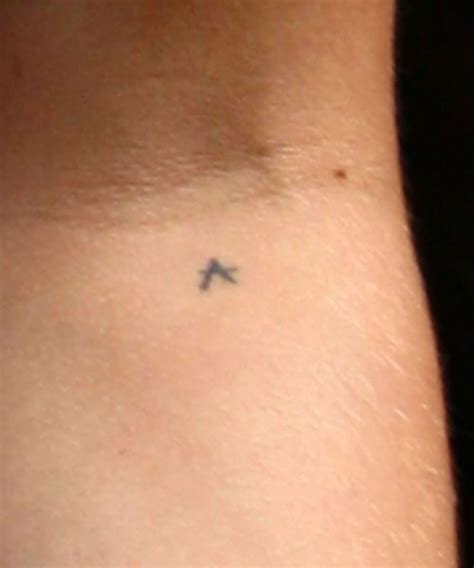 Harry Styles Tattoos And Meanings Complete List Of One Direction Star