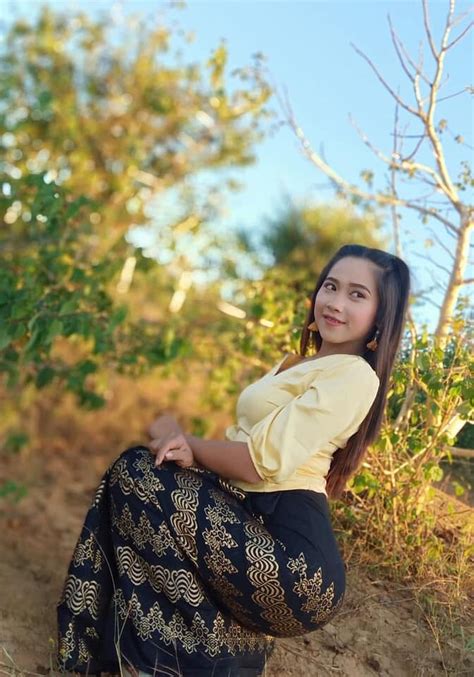 Pan Pan Myanmar Model Girls Gallery