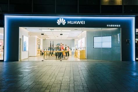 A huawei id is required to access all services, including themes, higame, hicare, phone clone, hicloud, huawei wear, huawei health and many more. Huawei expecting to ship 270 mn handsets 2019, 20 mn more ...