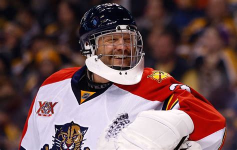 Tim Thomas On Luongo Gm Found A Tire That Needed To Be Pumped