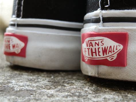 Vans Off The Wall Wallpaper Wallpapersafari