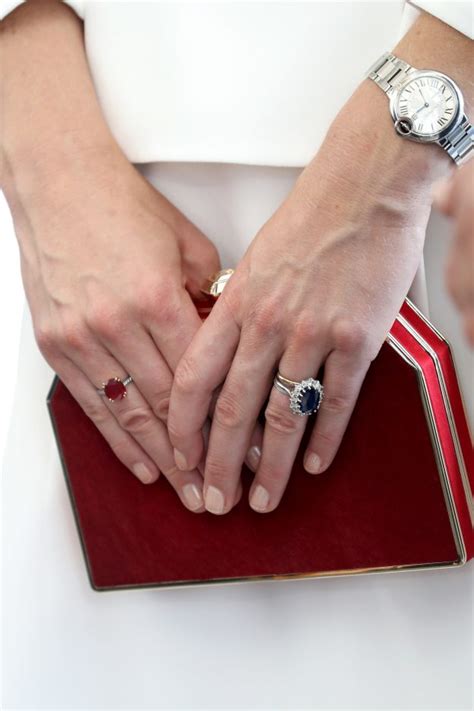 Kate middleton had received a very special engagement ring from prince william. Kate Middleton wedding ring: TRUTH behind inherited Welsh ...