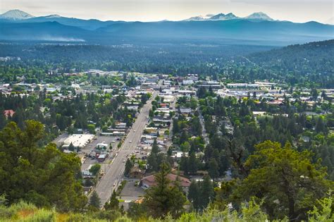 These Are The 10 Safest Cities To Live In Oregon In 2022