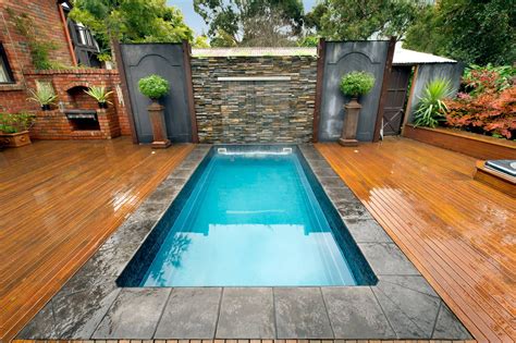 35 Luxury Swimming Pool Designs To Revitalize Your Eyes Small Pool Design Small Backyard