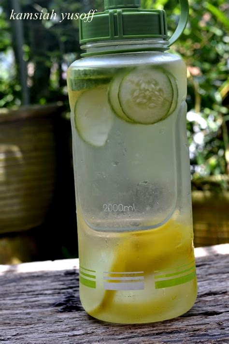 Agar tak bikin perut mulas, ini cara minum air lemon yang bagikan sekarang. Khasiat Lemon | Detik Detik Indah Dalam Hidupku