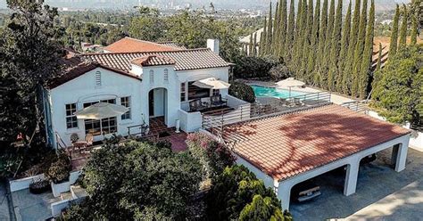 The Charles Manson Murder House In Los Angeles Just Got Sold To Zak