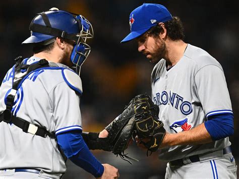 Blue Jays Snap 5 Game Skid With Shutout Win Over Pirates