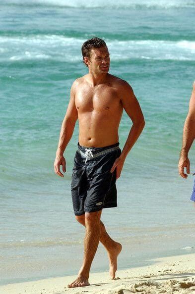 Ryan Seacrest Height Weight Body Measurements Hollywood Measurements