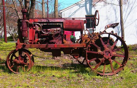 Old Tractors Retired Farm Tractor Antique Tractors Vintage Tractors