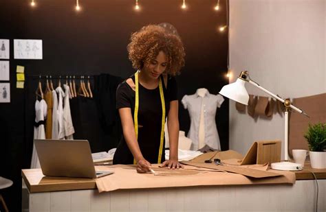 Comment Devenir Styliste De Mode Actualités Entrepreneurs