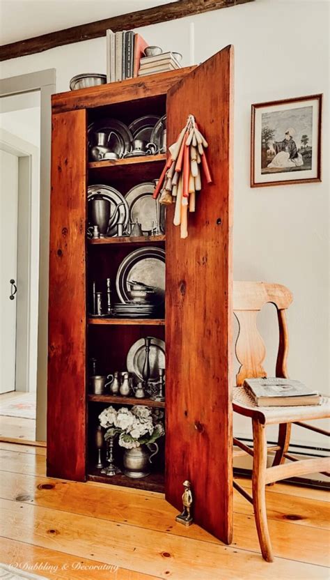 11 Creative Ideas To Display Your Vintage Collections Dabbling And