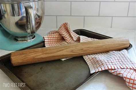 How To Make A Simple Rolling Pin Diy Rolling Pin From A Dowel