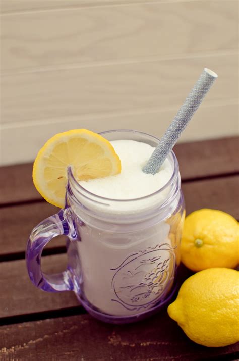 Most importantly, what would gaga say to do when life hands you lemons? Frozen Lemonade - A Grande Life