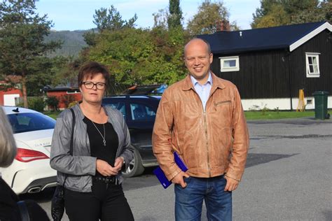 Partileder for senterpartiet og stortingsrepresentant fra hedmark. www.meldal.no - Trygve Slagsvold Vedum og Heidi Greni på ...