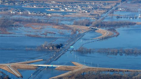 Why Is There Flooding In Nebraska South Dakota Iowa And Wisconsin The New York Times