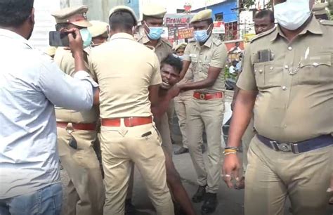 Police Made A Koyambedu Vendor To