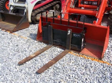 128a Kubota 48 Quick Attach Pallet Forks For Tractor Oct 08 2007