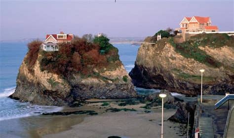 Casas rurales, casas rústicas o fincas rústicas con casa. Un Faro de Ideas: CASA EN EL MAR, EN NEWQUAY