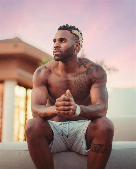 Jason Derulo Says He Was Bulging Everywhere In His Spandex Cats Suit