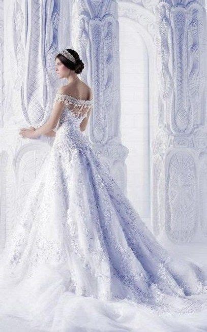 Amazing Wedding Dresses Styles For Winter Wonderland Weddings 5