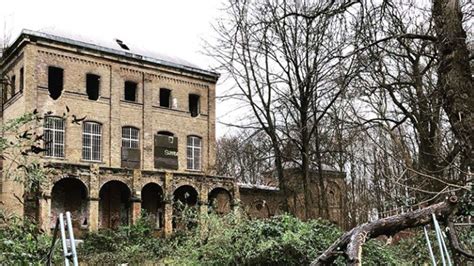 Erfahren sie die einzigartigkeit der besonderen atmosphäre und der lage, kommen sie zum genießen und träumen, inmitten einer schönen landschaft. Haus am Fühlinger See: In der Villa Oppenheim soll es ...