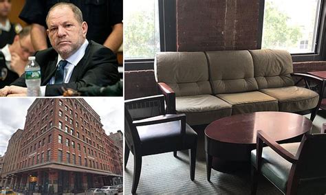 Harvey Weinsteins Notorious Casting Couch Remains At His Abandoned Tribeca Office Daily