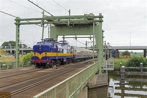 Rxp 1251 Met Faitrains Excursietrein Fairtrains 1304 Te Flickr