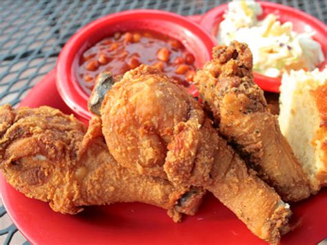 Mom's soul food kitchen & catering. New Dallas soul food restaurant promises made-from-scratch ...