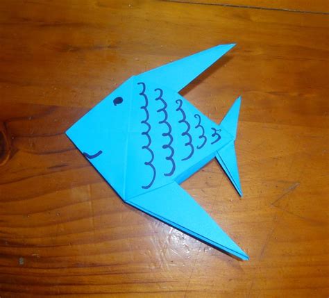 Pez De Origami Clic En La Imagen Para Ver Tutorial Origami Fish Clic In