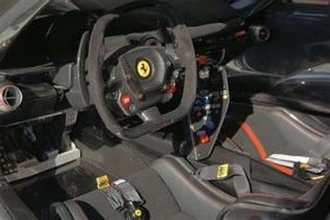 Melihat Dari Dekat Sosok Ferrari Fxx K