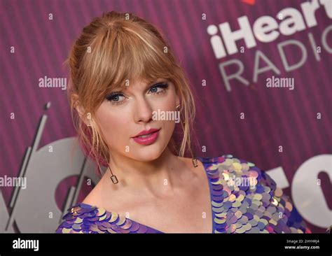 Taylor Swift In The Press Room At The Iheart Radio Music Awards At