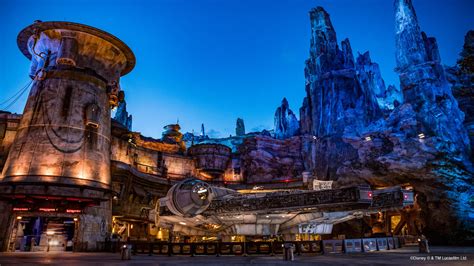 Check out this fantastic collection of animated star wars wallpapers, with 52 animated star wars background images for your desktop, phone or tablet. Star Wars: Travelers Guide To Batuu Now Available At ...