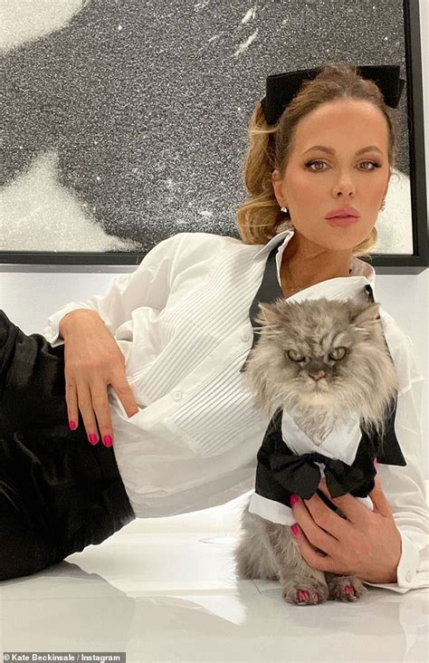 Kate Beckinsale Gets A Touching Tattoo Tribute Of Her Beloved Cat Clive After His Death Daily