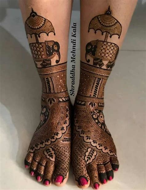 44 Famous Inspiration Bridal Henna Mehndi Designs For Legs