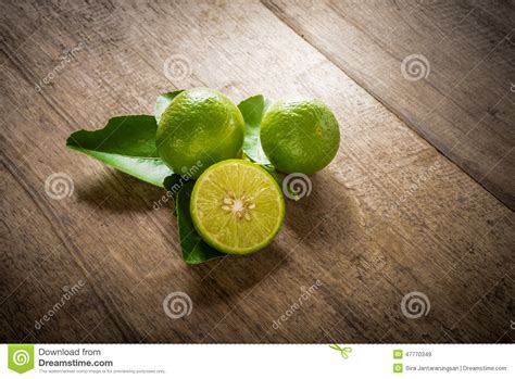 Fresh Limes On Wooden Stock Image Image Of Closeup Citron 47770349