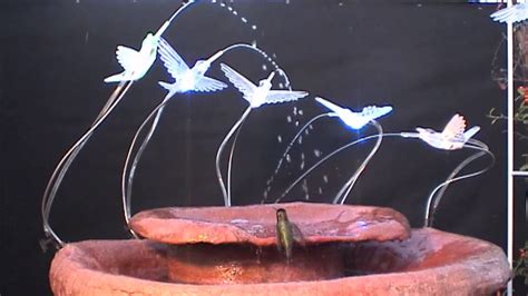 Hummingbirds are extremely majestic, which is why so many homeowners love to keep them around their yards. Homemade Hummingbird Bird Bath | Birdcage Design Ideas