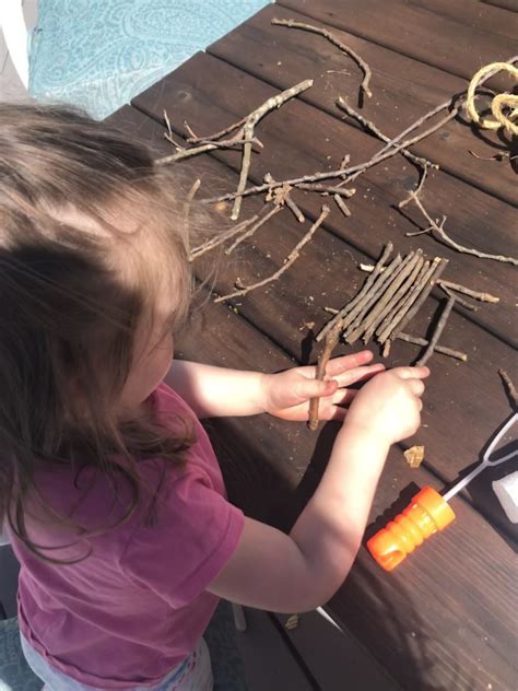 20 Montessori Outdoor Activities For Toddlers And Preschoolers — The