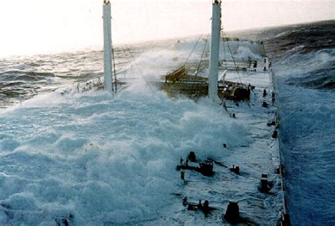 Image Result For Super Tanker In Rough Seas Rogue Wave Waves