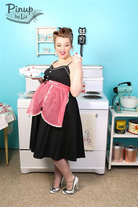 Pinup By Liz Session Spotlight Pin Up Maternity Photo Shoot