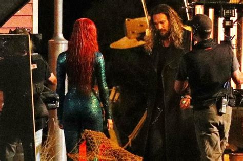 New Aquaman Set Image Shows The King Talking To Mera