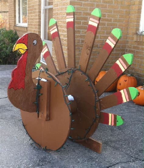 20 Turkey Decorations For Thanksgiving