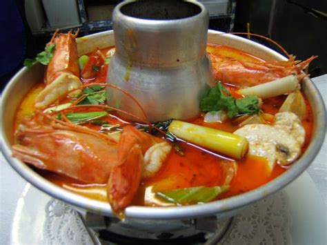 Rich and mild dishes from the north, spicy food from the. KASEH NAZLIEZA: ~ tom yam pok tek
