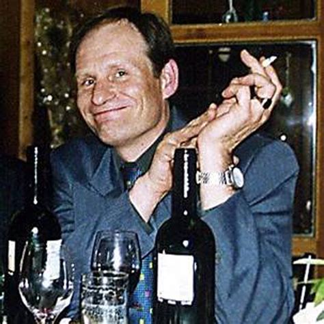 Armin meiwes is a german criminal, known for a notorious act of cannibalism committed in 2001. Escrito con Sangre... ¡El Website de los Asesinos ...