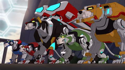 The Blue Lion Is Rediscovered In Dreamworks Voltron Legendary Defender